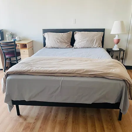 Wichita Studio With Amenities #2